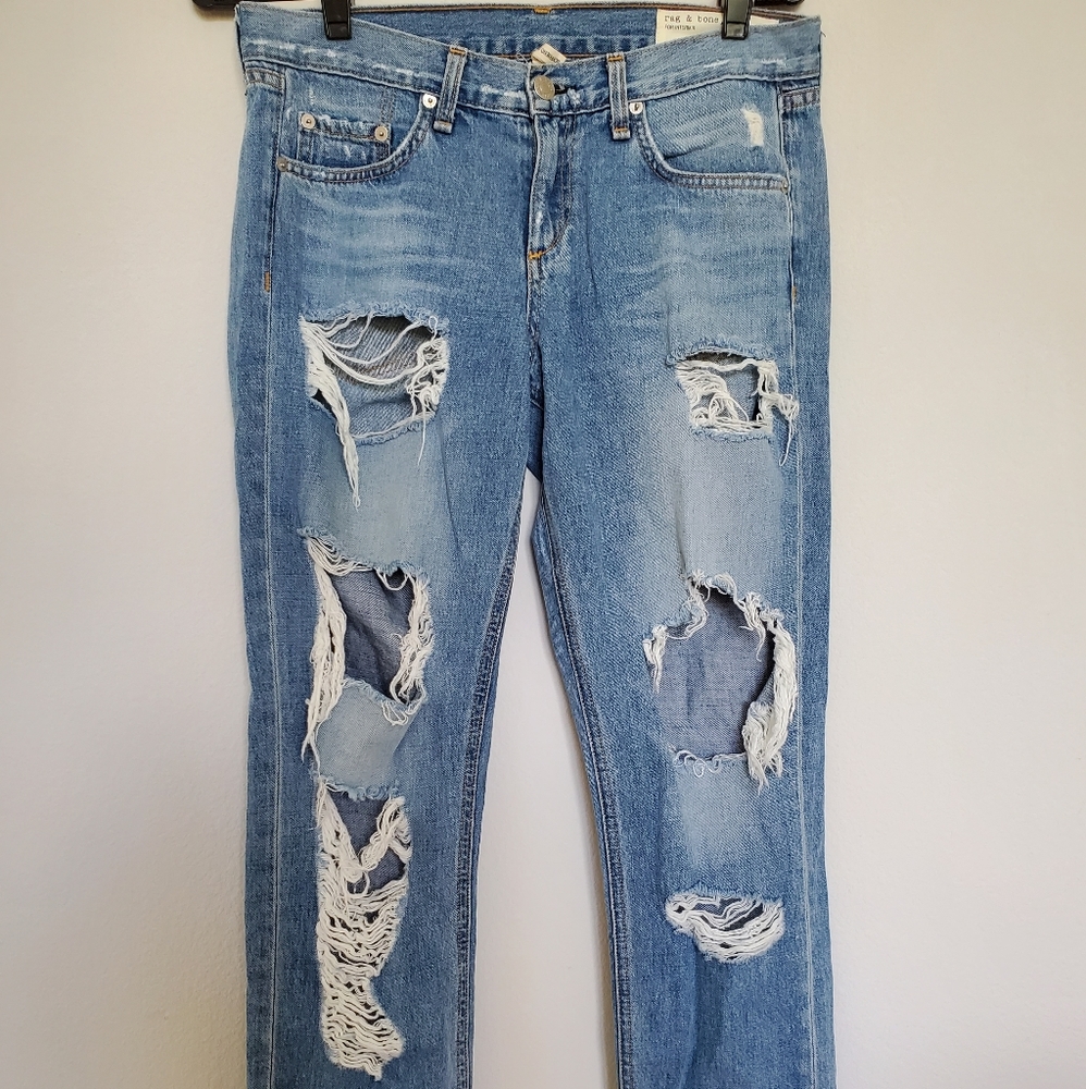 🎈SOLD Rag & Bone Distressed Boyfriend Jeans in 26 - Picture 4 of 14